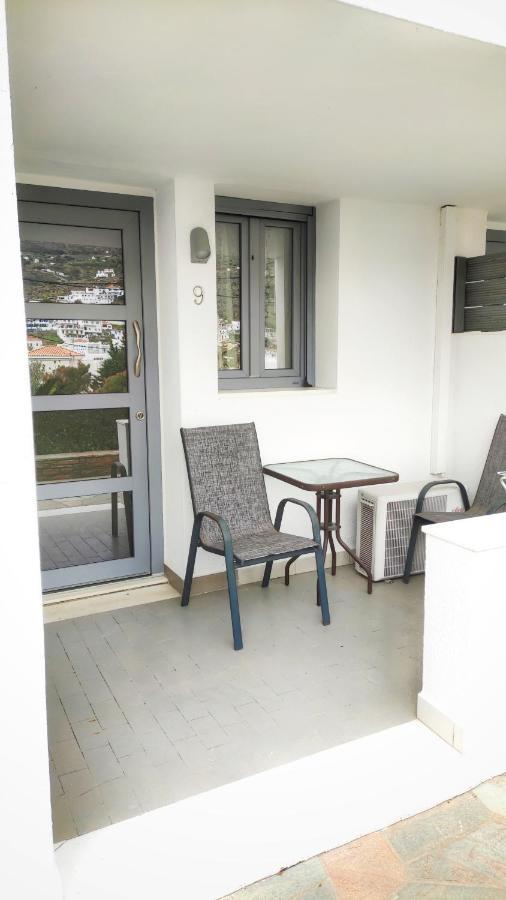 Blue Era Apartments Batsi  Luaran gambar