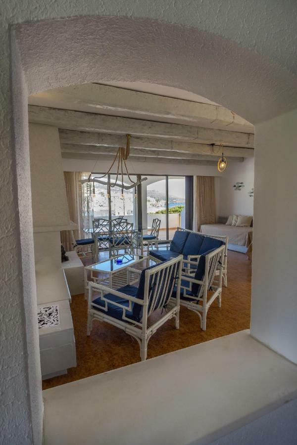 Blue Era Apartments Batsi  Luaran gambar