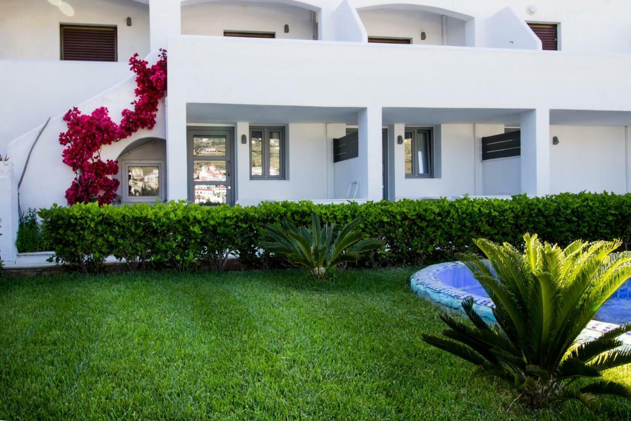 Blue Era Apartments Batsi  Luaran gambar